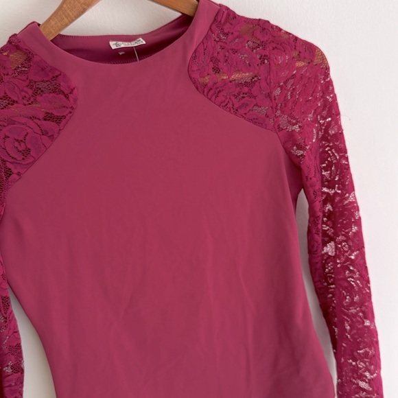No Excuses Lace long Sleeve NWOT sangria - Picture 6 of 8